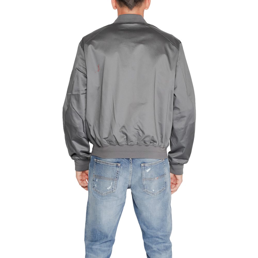 Calvin Klein Graue Bio-Baumwolljacken &
