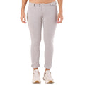 With gray cotton skinny pants