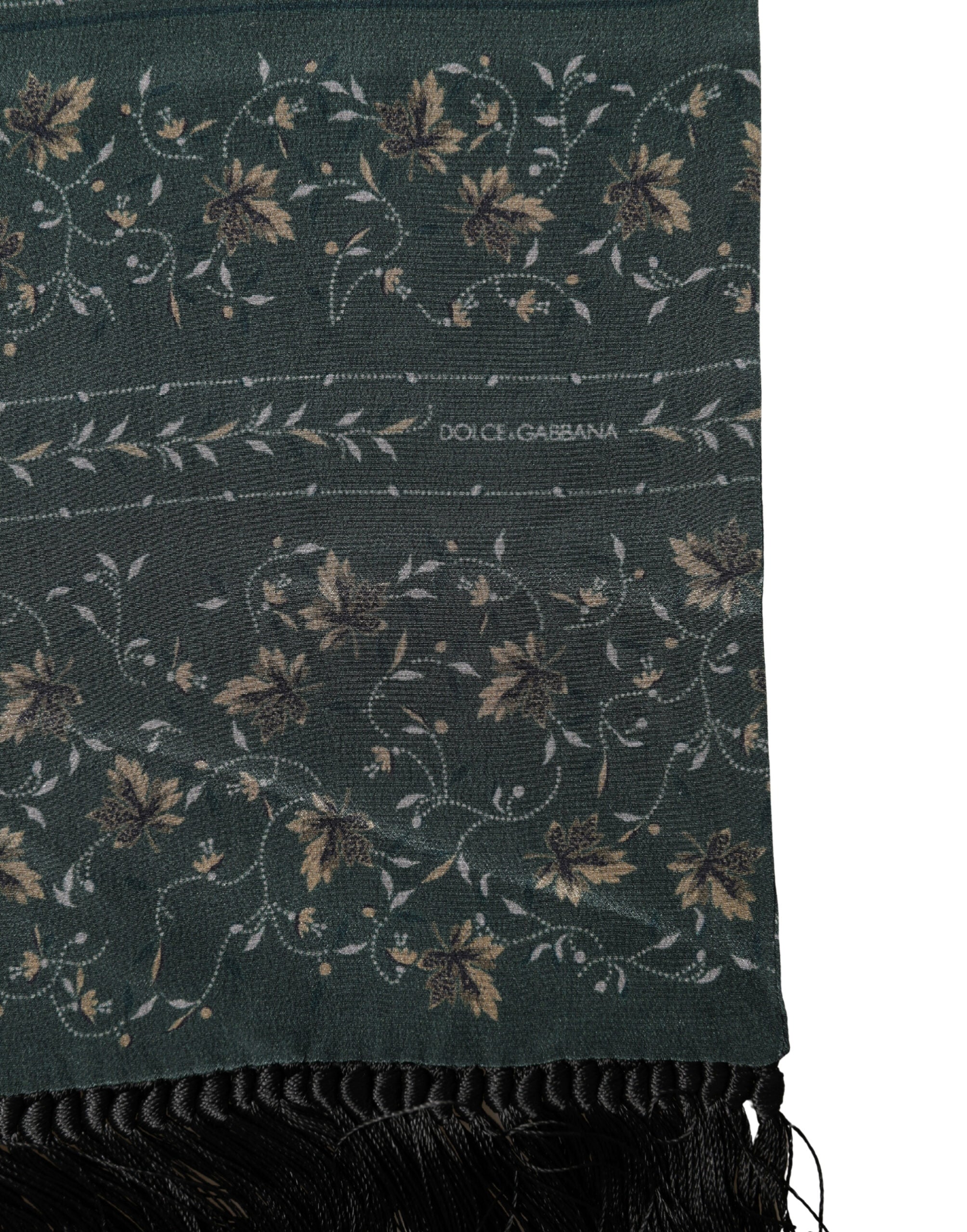 Dolce & Gabbana Grüner Seidenschal mit Blumenmuster und Fransen, 135cm x 16cm