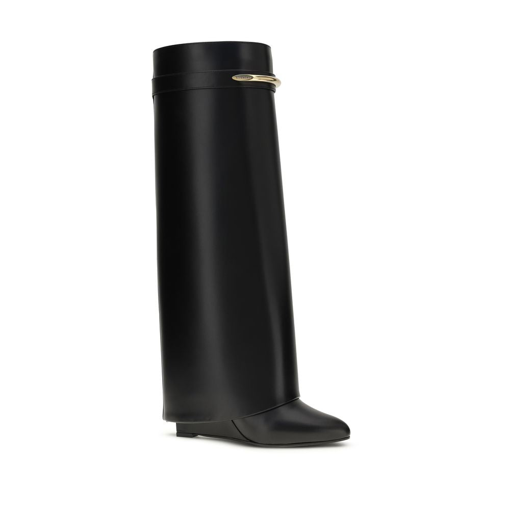 Givenchy Schwarze Bos Taurus Kalbsleder-Stiefel