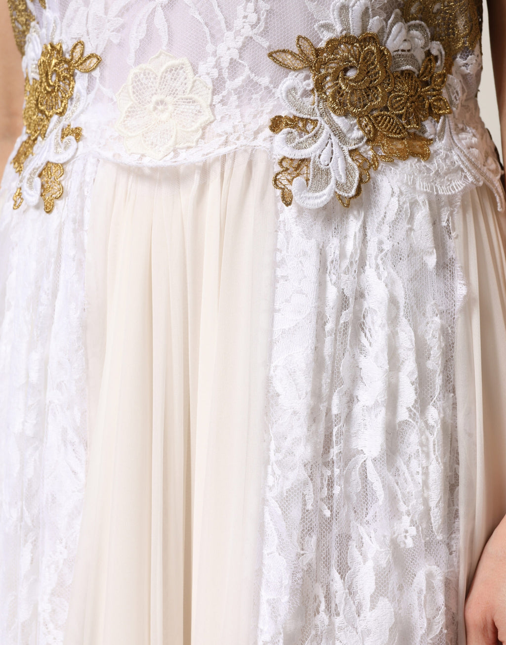 Dolce & Gabbana Ivory Silk Lace Embellished Sleeveless Dress