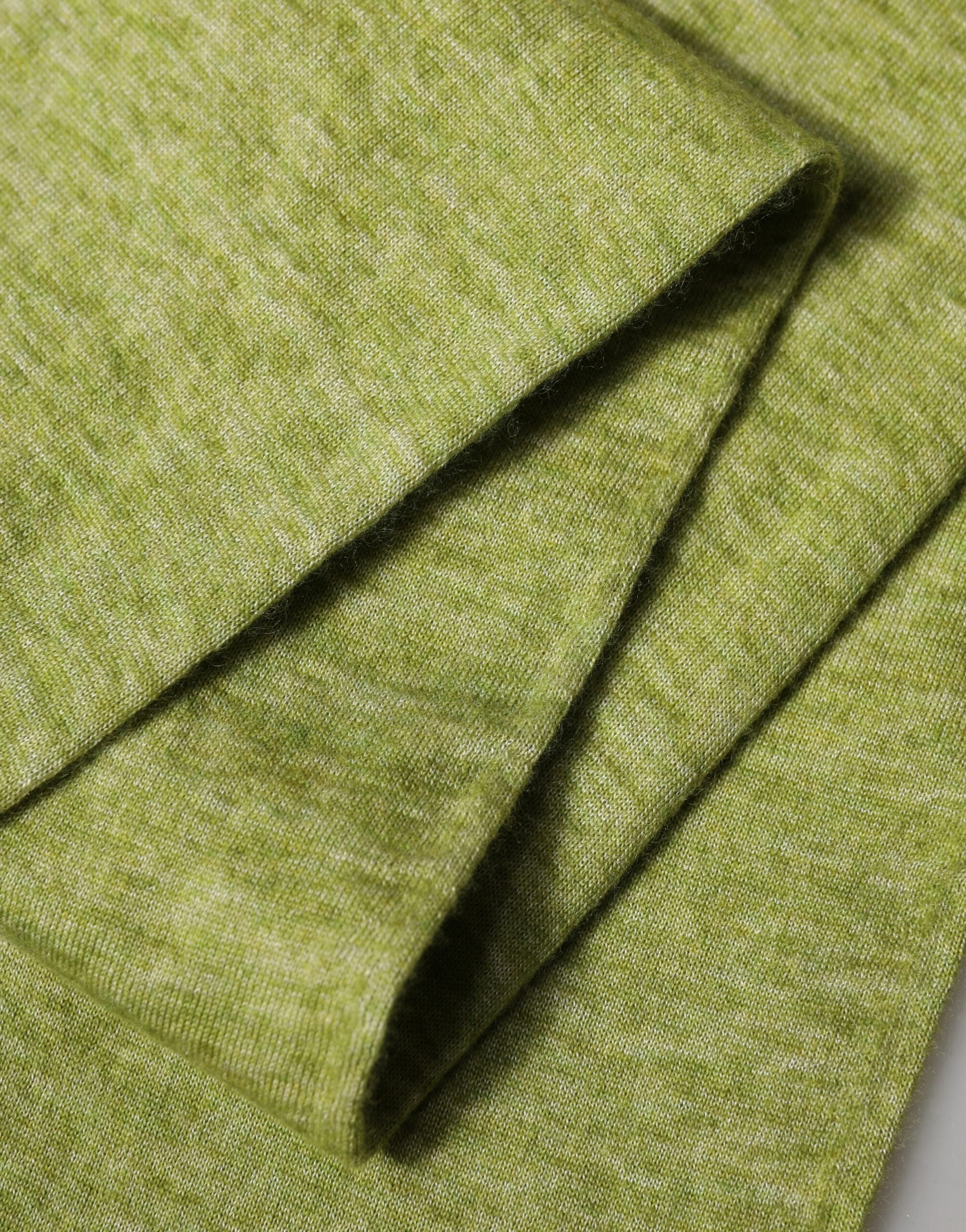 Dolce & Gabbana Grüner Kaschmir-Strick-Foulard 280cm x 11cm Herrenschal