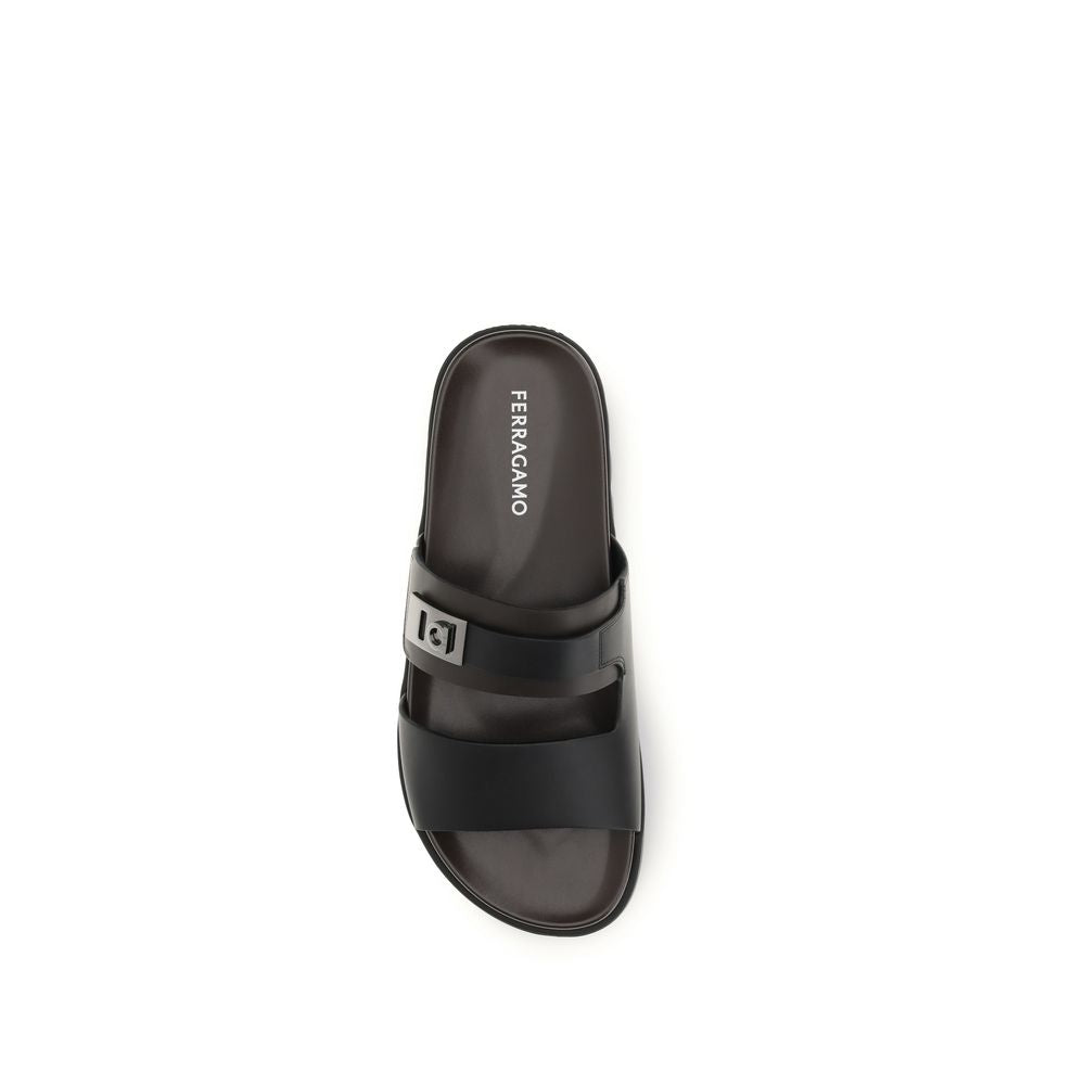 Ferragamo Schwarze Bos Taurus Kalbsleder-Sandalen