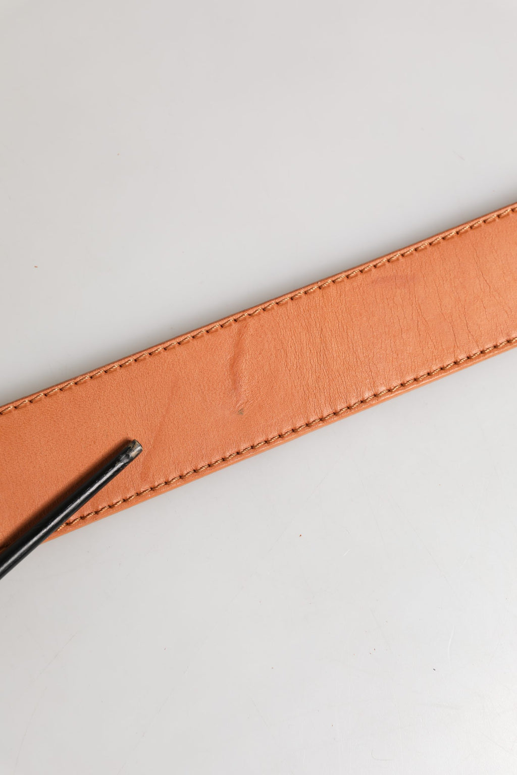 GF Ferre Orange Leder Hexagon Metall Schnalle Damen Gürtel
