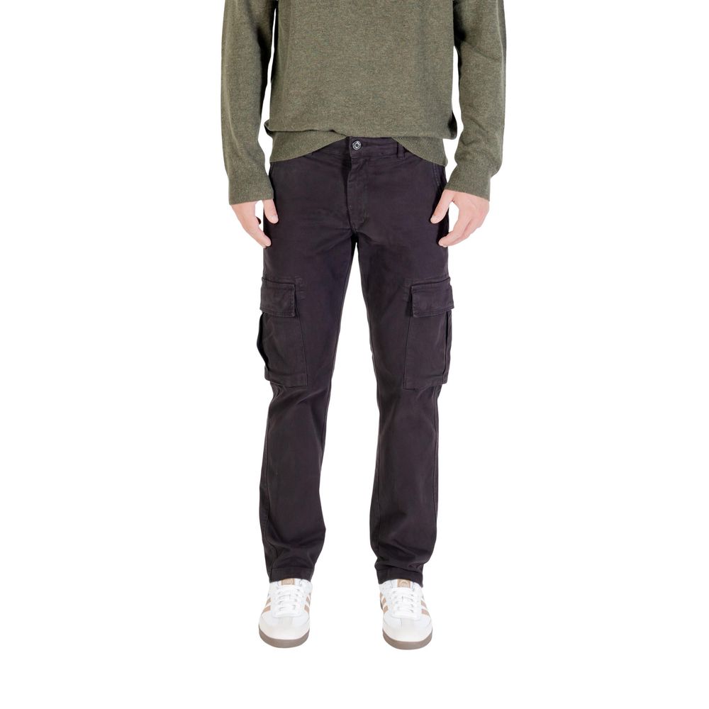 Lyle & Scott Schwarze Cargohose aus Baumwolle