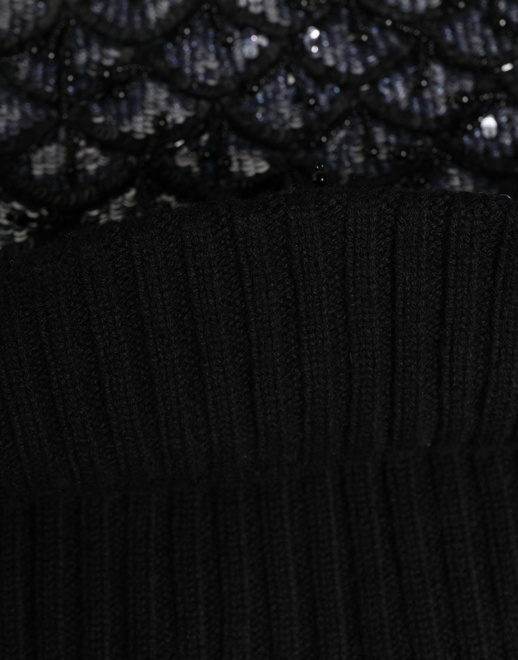 Dolce & Gabbana Schwarze Woll-Sturmhaube mit Kristallbesatz