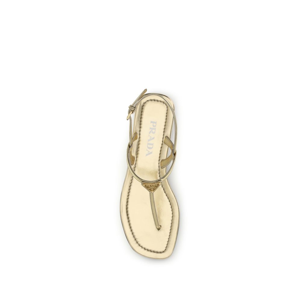 Prada Sandalen aus silbernem Kalbsleder Bos Taurus