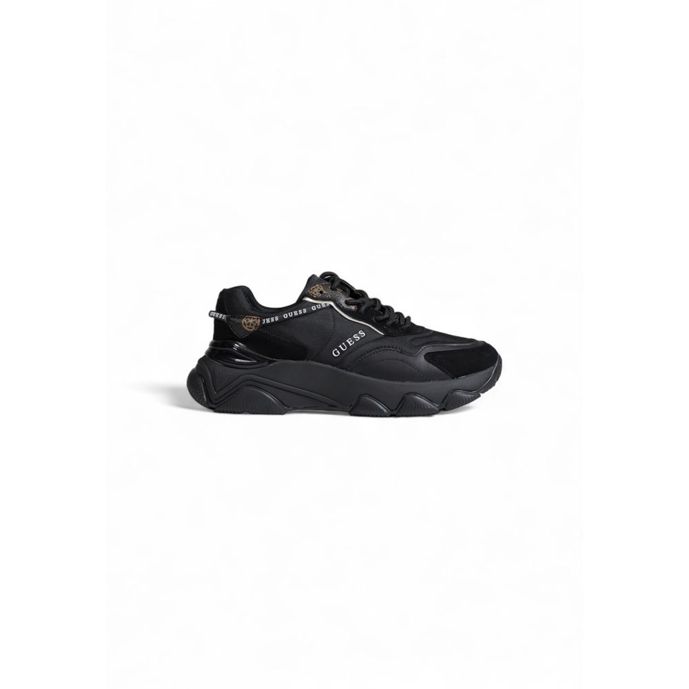 Guess Schwarze Chunky Sneaker aus Polyethylen