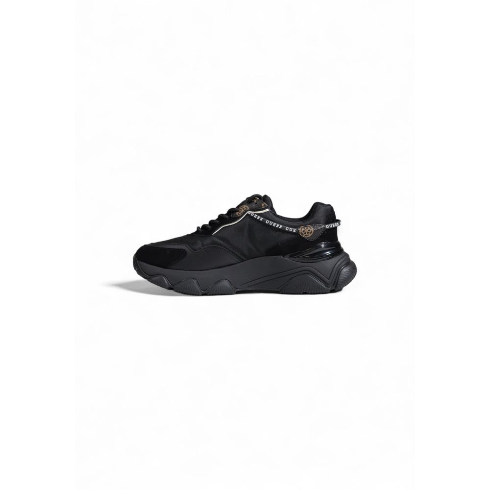 Guess Schwarze Chunky Sneaker aus Polyethylen
