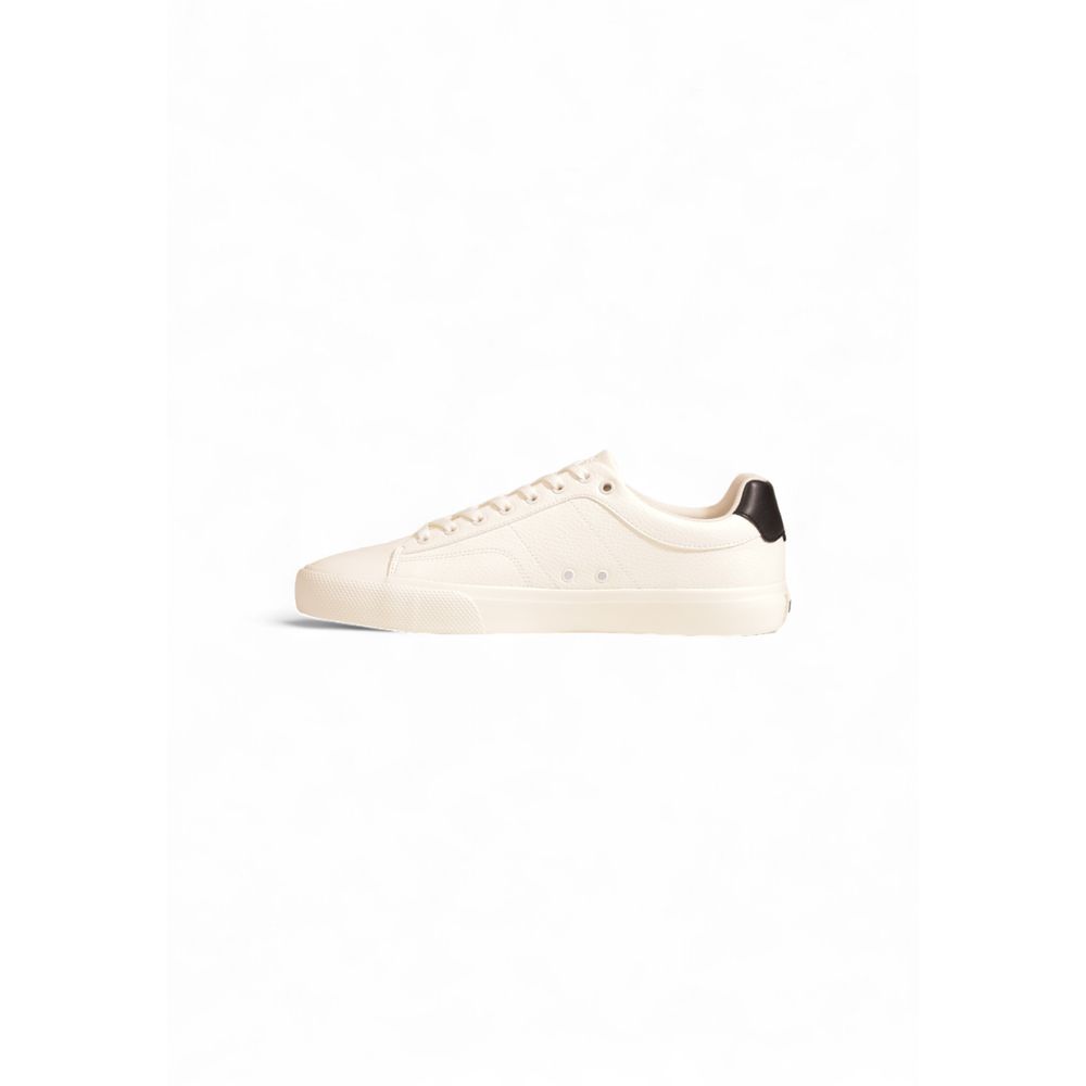 Hugo Boss Cremefarbene Leder-Sneaker mit niedrigem Schaft
