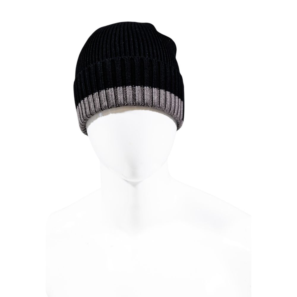 Armani Exchange Zweifarbige Marabou-Mütze (Baseballkappe)