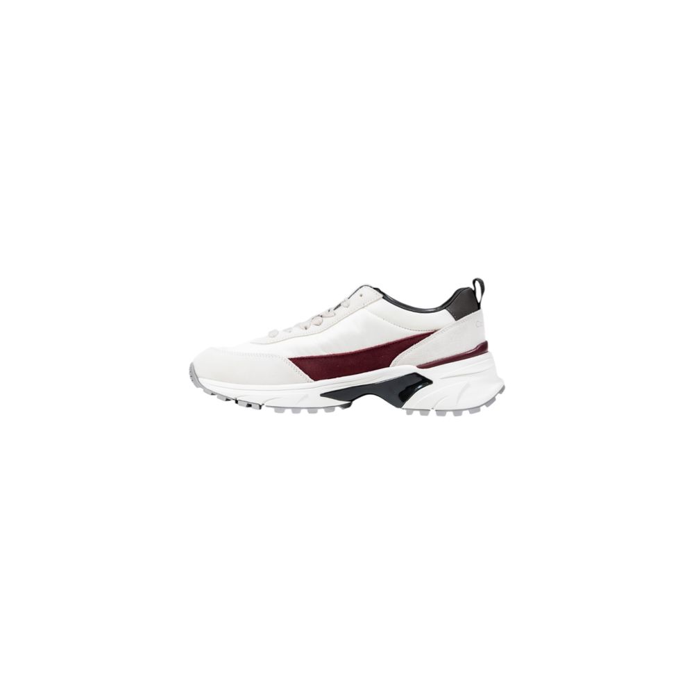 Calvin Klein Cremefarbene Wildleder-Sneaker mit klobiger Sohle