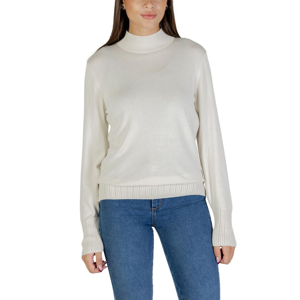ICHI Beige Viscose Turtleneck Sweater
