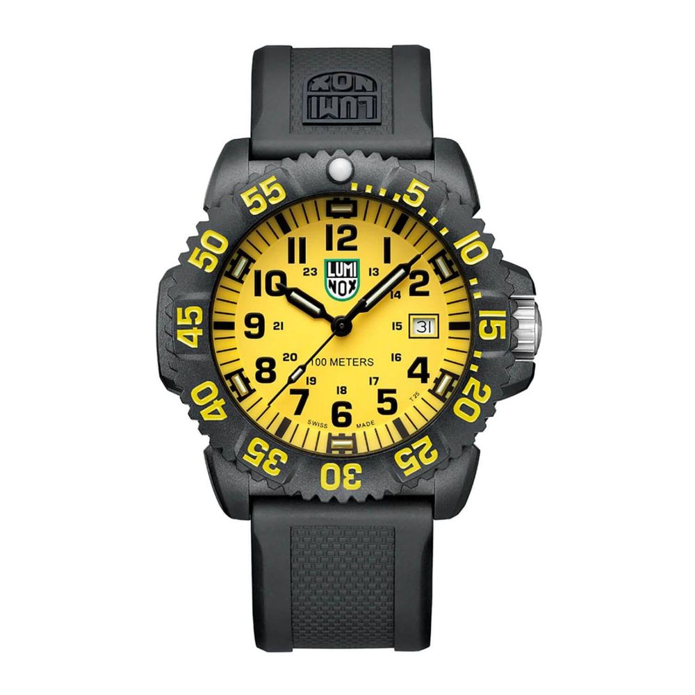 Luminox Schwarze Sportuhr aus Harz