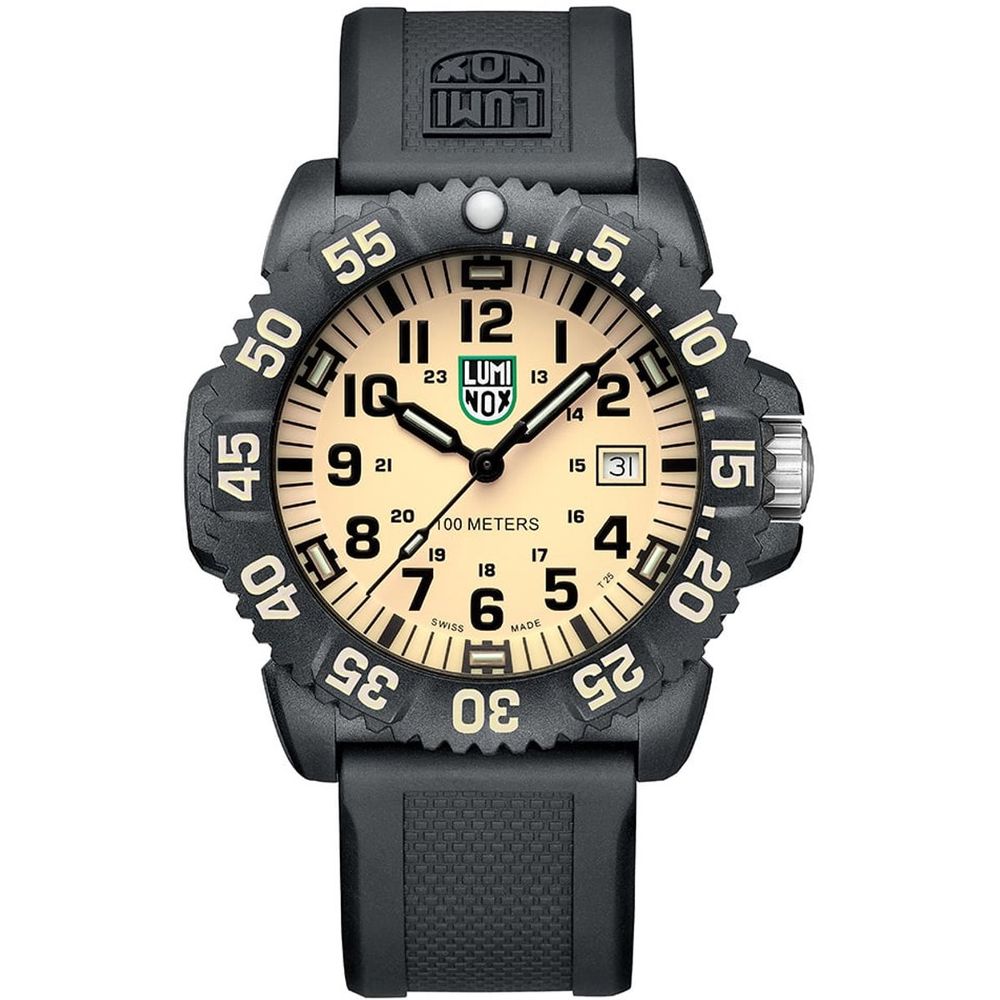 Luminox Schwarze Sportuhr aus Harz