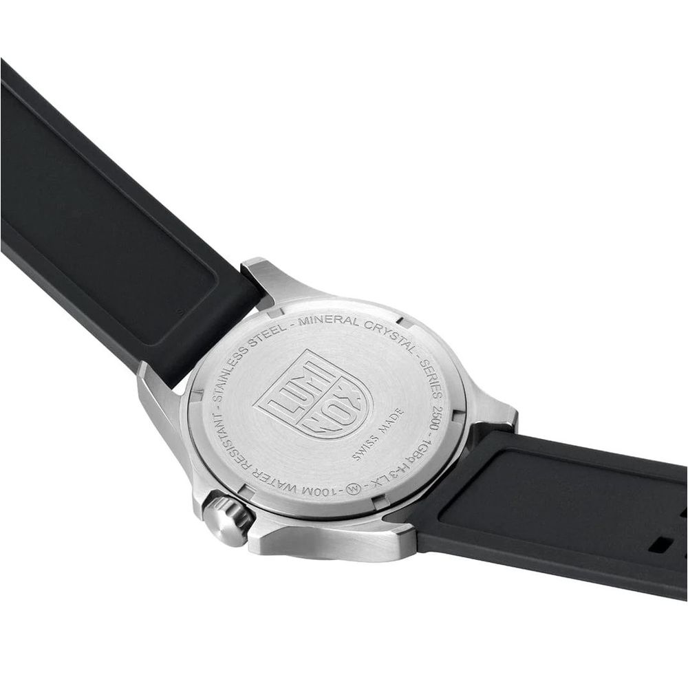Luminox Schwarze Sportuhr aus Harz