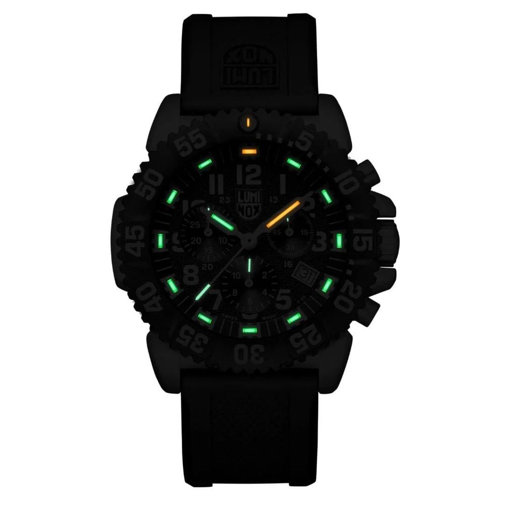 Luminox Graue Sportuhr aus Kautschuk