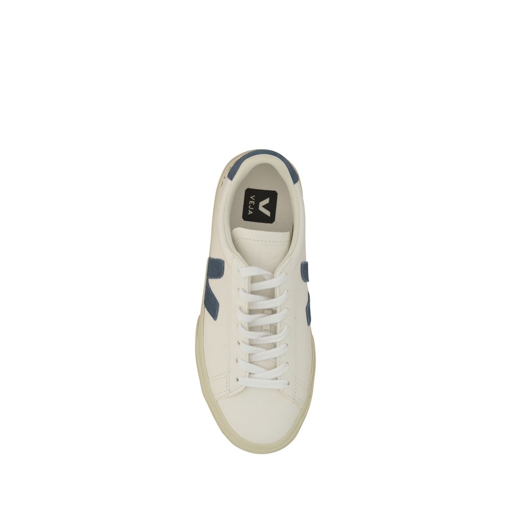 Veja Weiße Low-Top-Sneaker aus Kalbsleder Bos Taurus