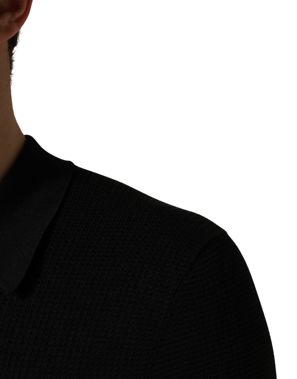 Dolce & Gabbana Schwarzes Polo-Shirt aus Seide mit heraldischem Wappen-Patch