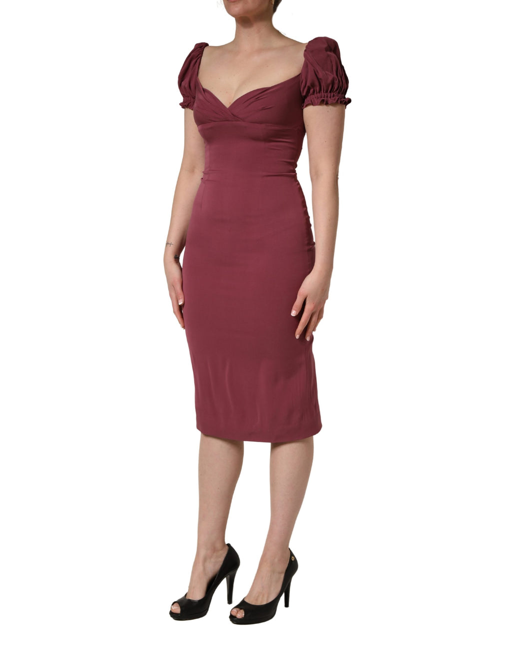 Dolce & Gabbana Maroonfarbenes Seidenkleid mit Herzausschnitt und Midi-Länge