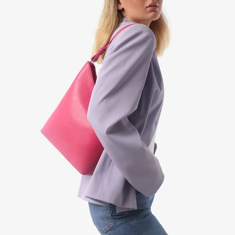 MIRIADE Schwarze Schultertasche aus Polyethylen