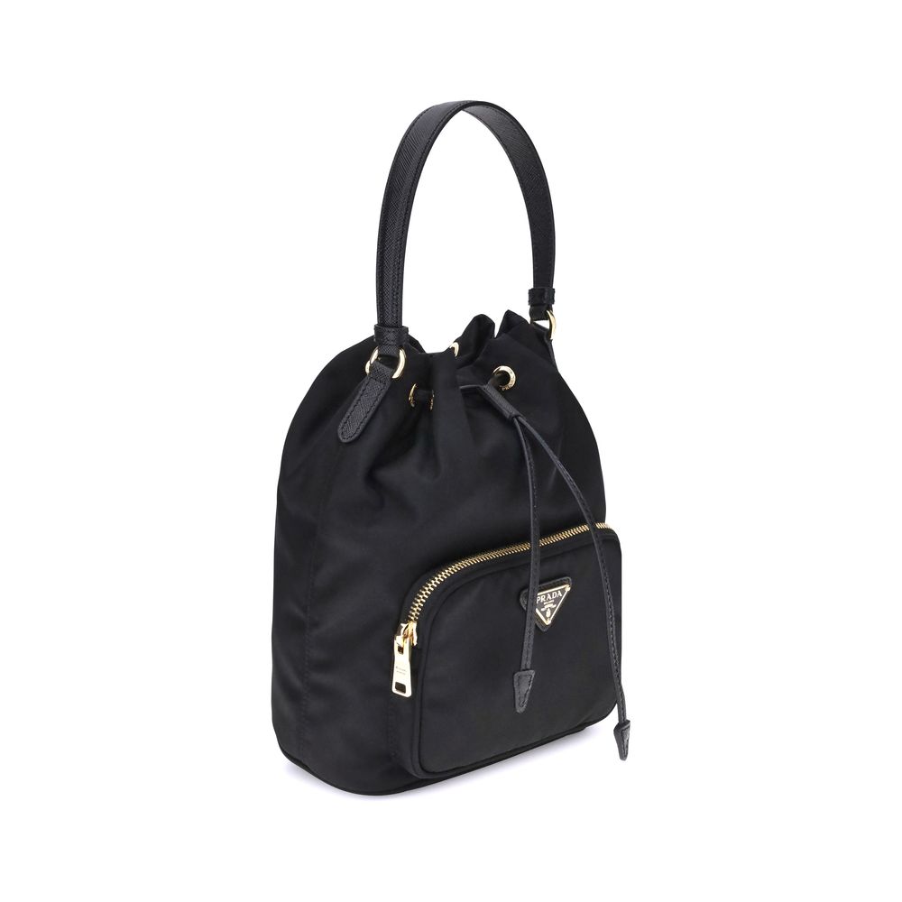 Prada Schwarze Bucket Bag aus recyceltem Polyamid