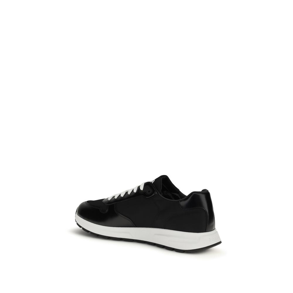 Prada Schwarze Sneaker aus recyceltem Polyamid