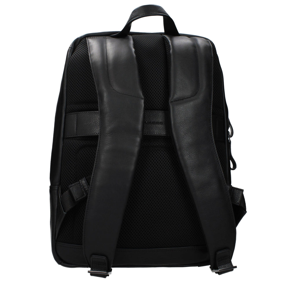 Piquadro Schwarzer Lederrucksack
