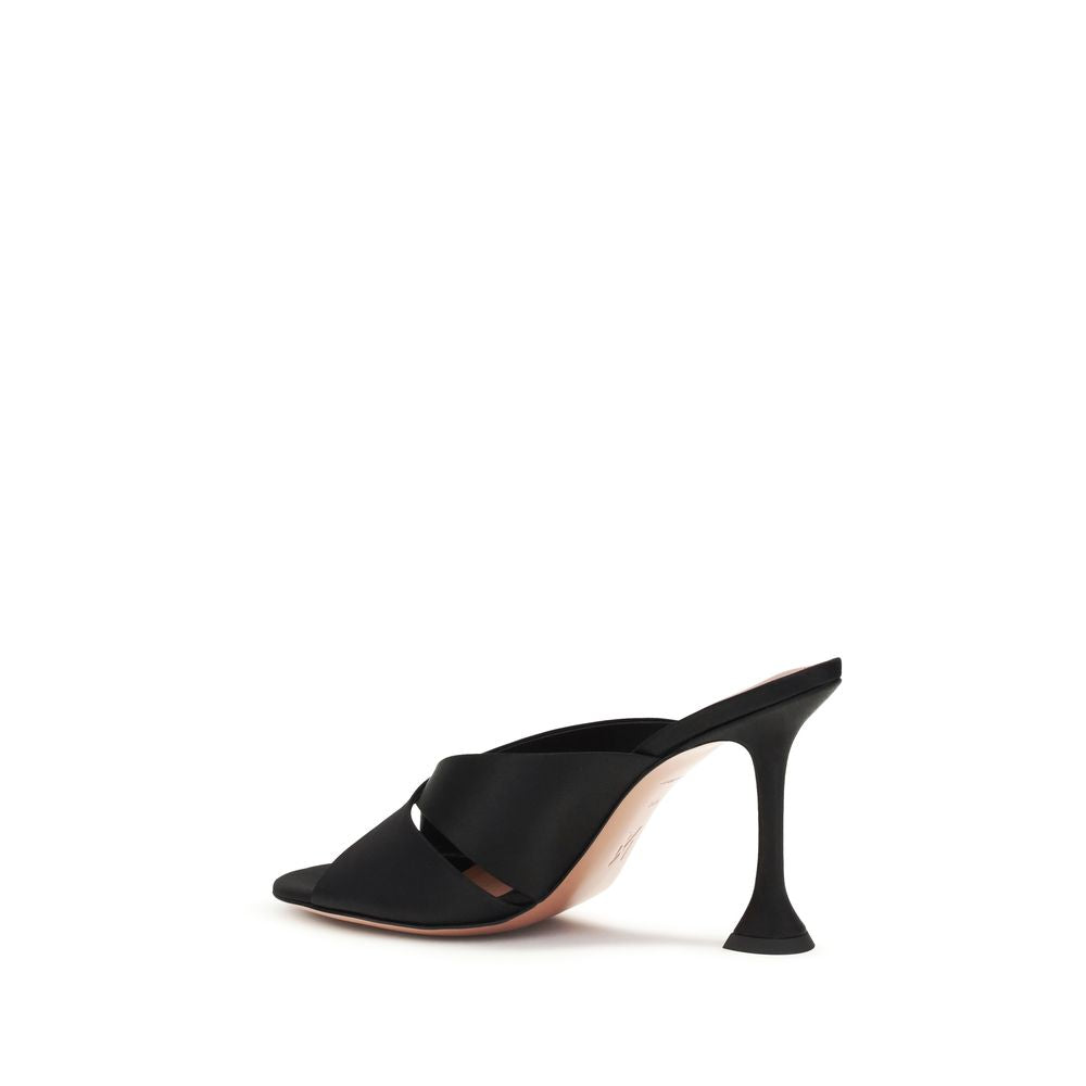 Amina Muaddi Schwarze Sandalen aus Seide