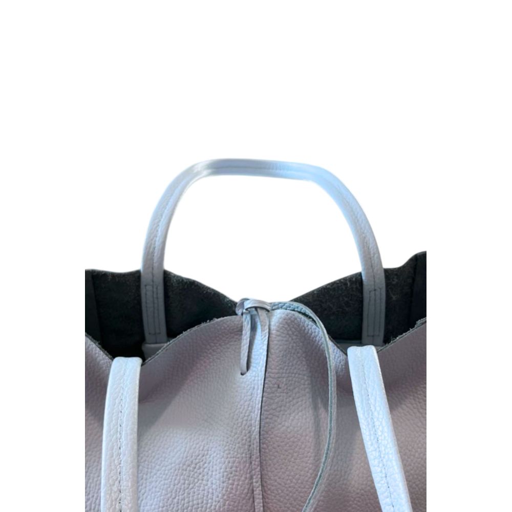 Baldinini Trend Blaue Clutch aus Rindsleder