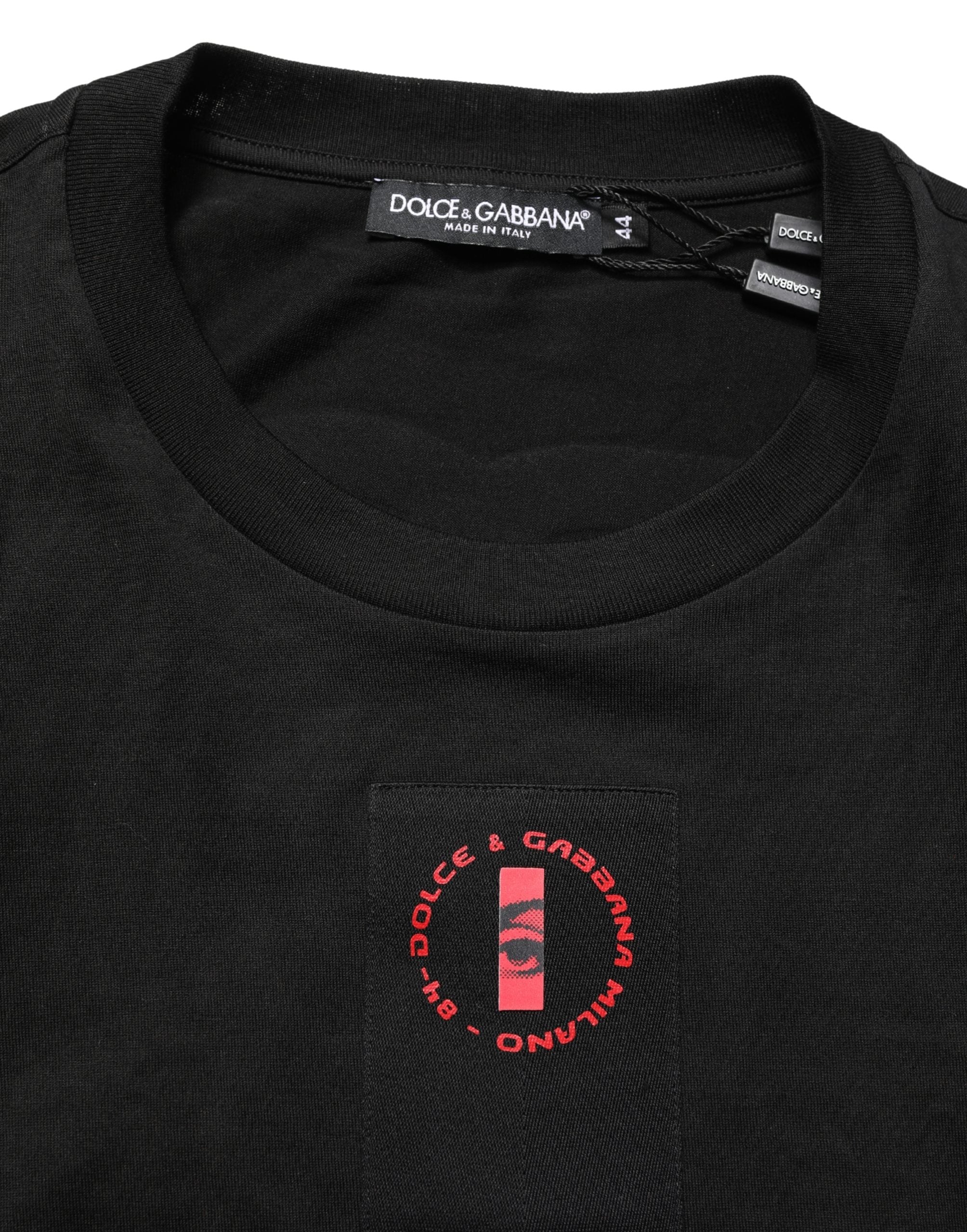 Dolce & Gabbana Schwarzes Baumwoll-Jersey-T-Shirt mit Logo-Patch und Rundhalsausschnitt