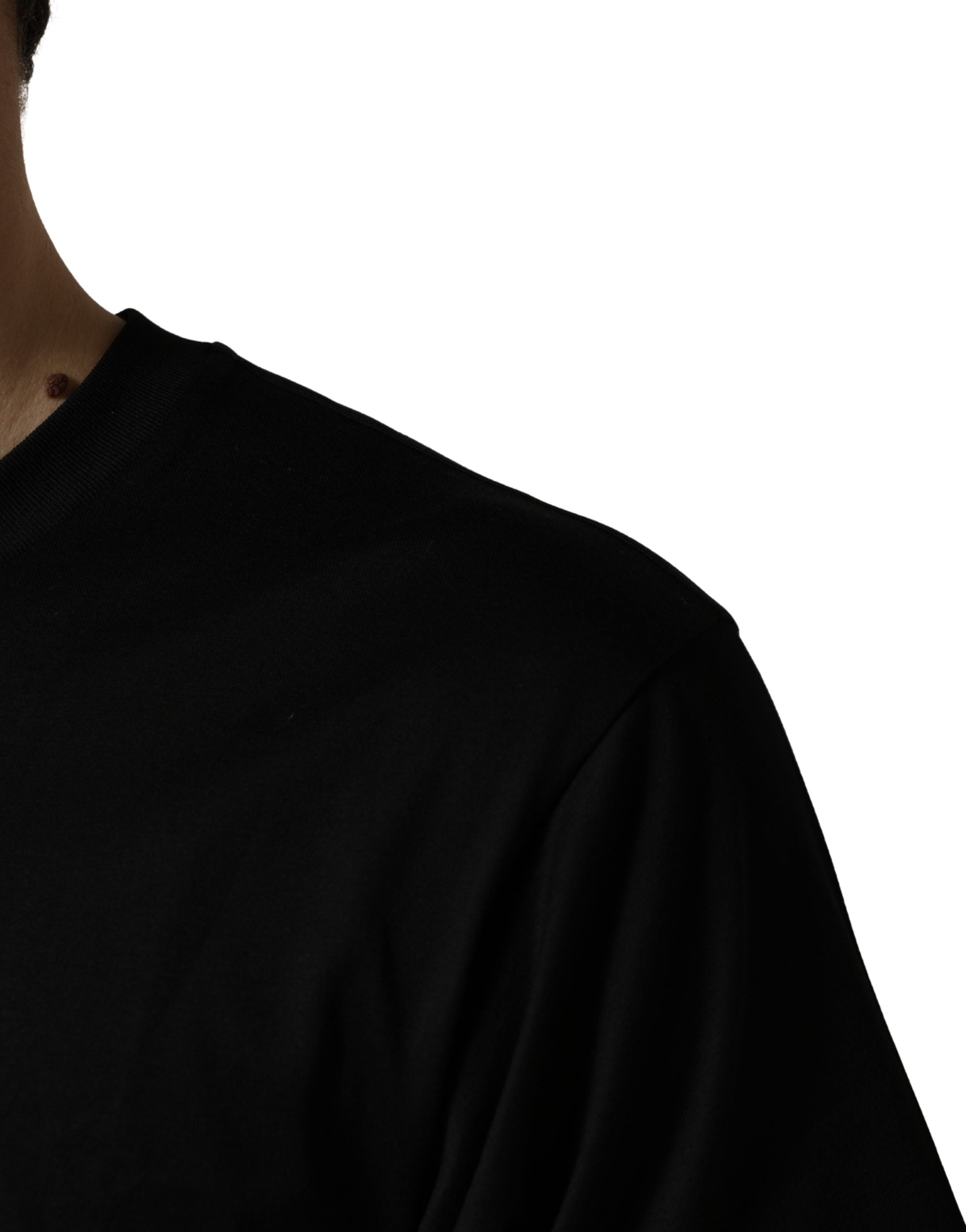 Dolce & Gabbana Schwarzes Baumwoll-Jersey-T-Shirt mit Logo-Patch und Rundhalsausschnitt