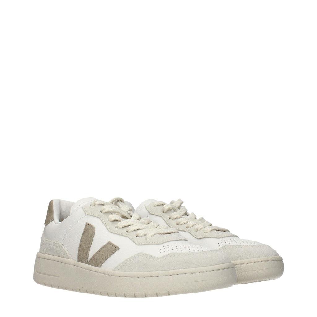 Veja Weiße Low-Top-Sneaker aus Leder