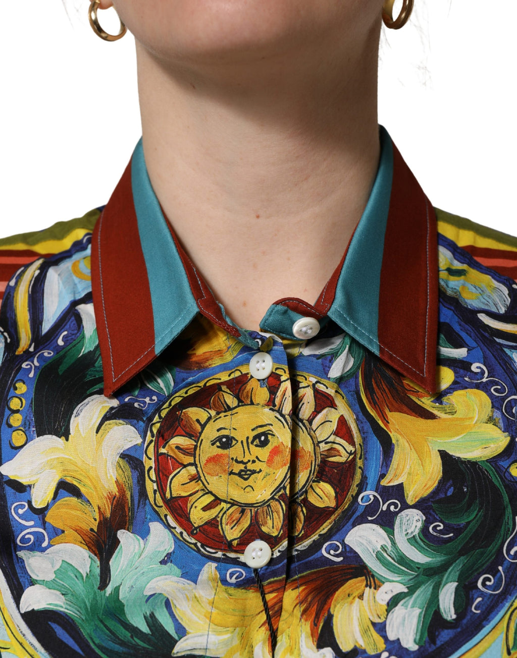 Dolce & Gabbana Bluse aus Baumwolle mit Multicolor Majolica-Print