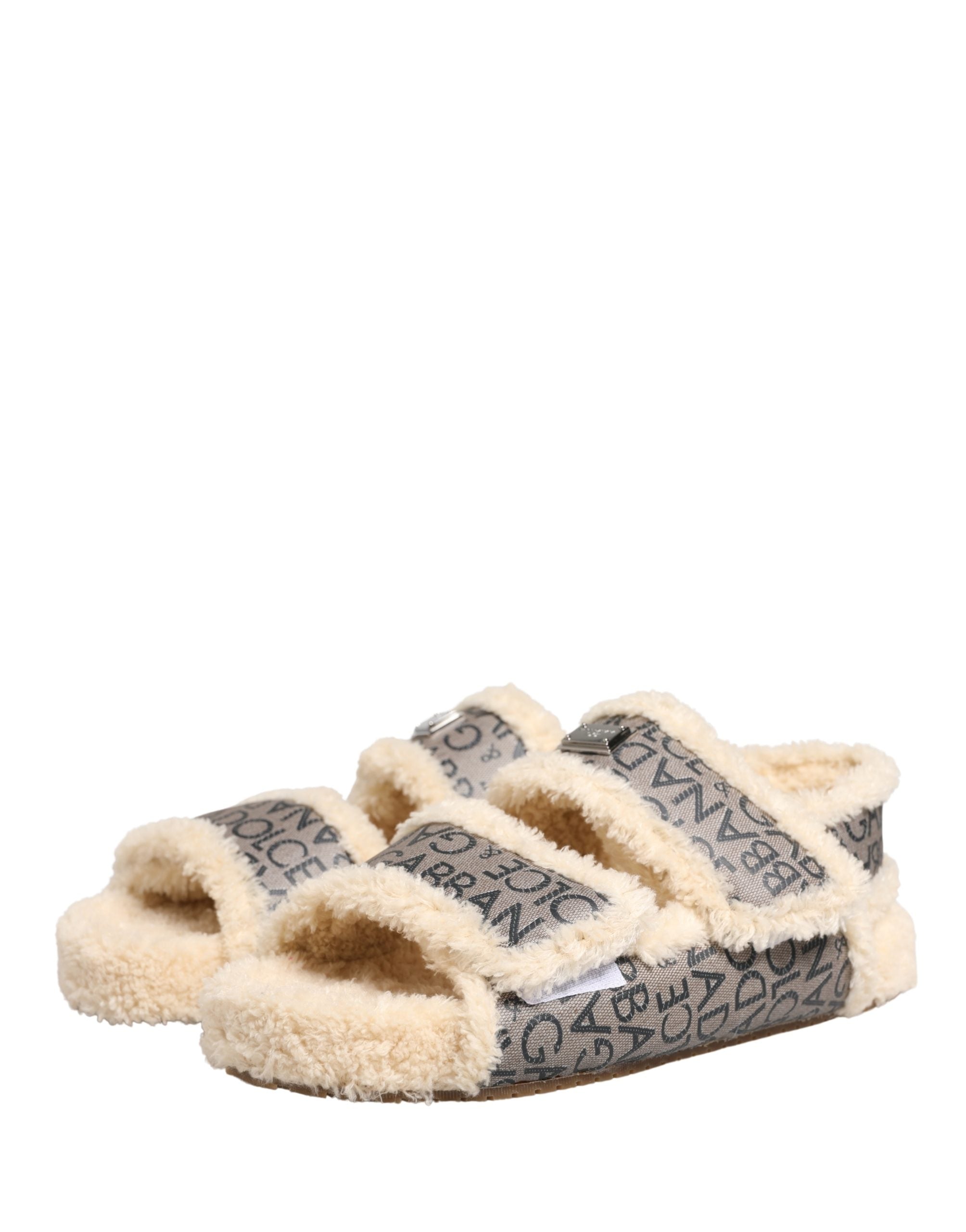 Dolce & Gabbana Beige Faux Fur Logo Print Flats Sandalen Schuhe