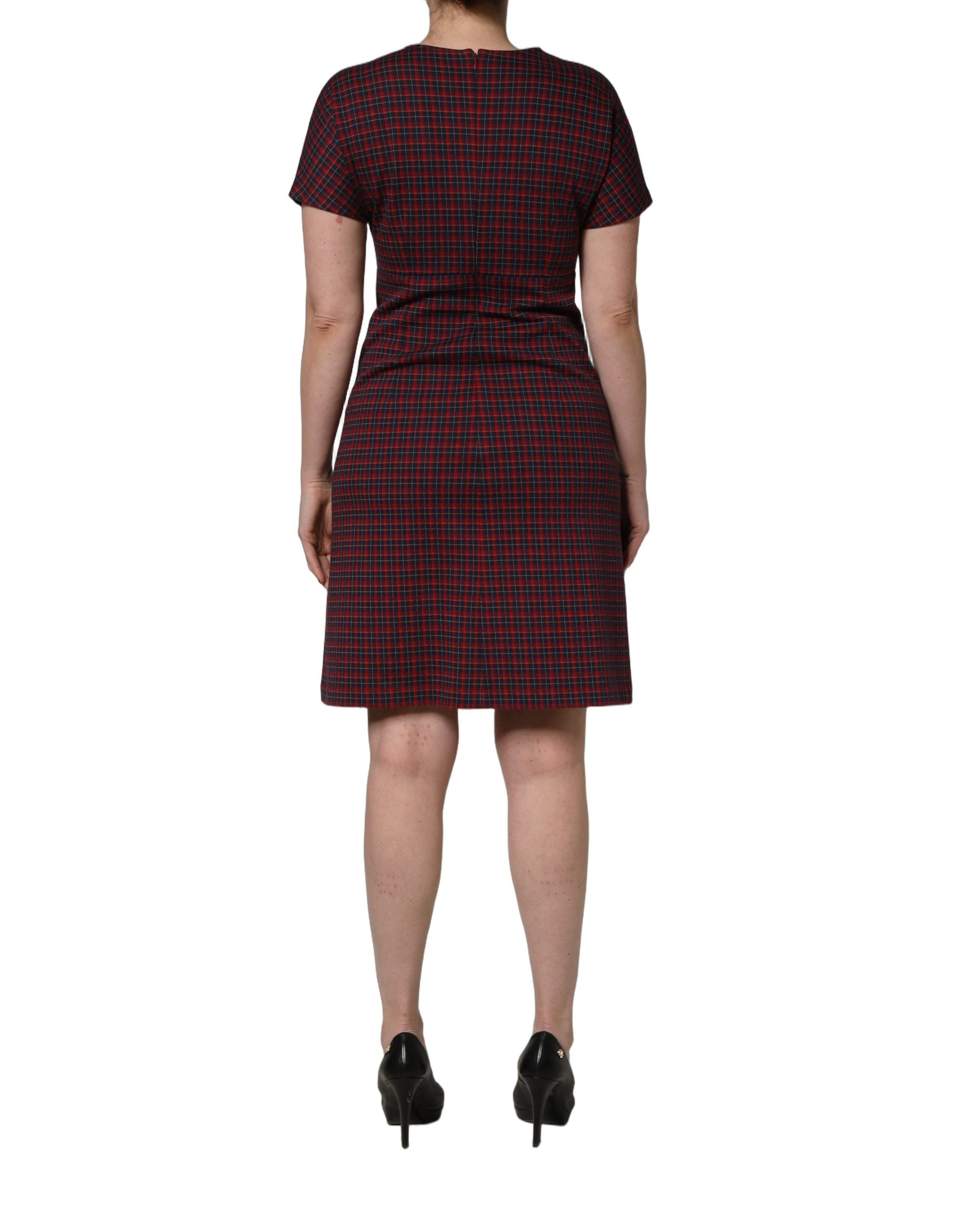 Dolce & Gabbana Kurzes Etuikleid mit kurzen Ärmeln und rot-schwarzem Karomuster