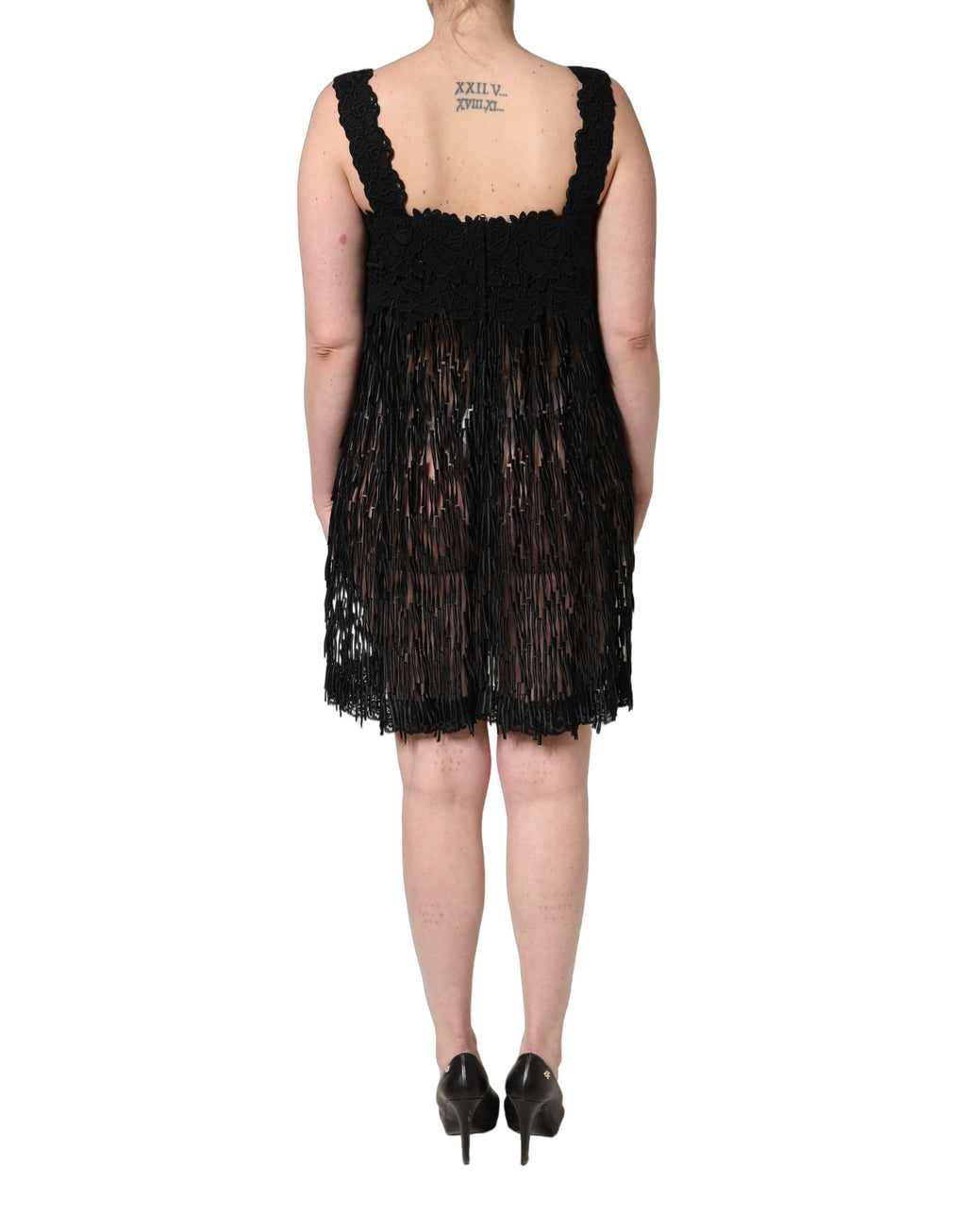 Dolce & Gabbana Elegantes schwarzes ärmelloses Minikleid aus Viskose mit Fransen