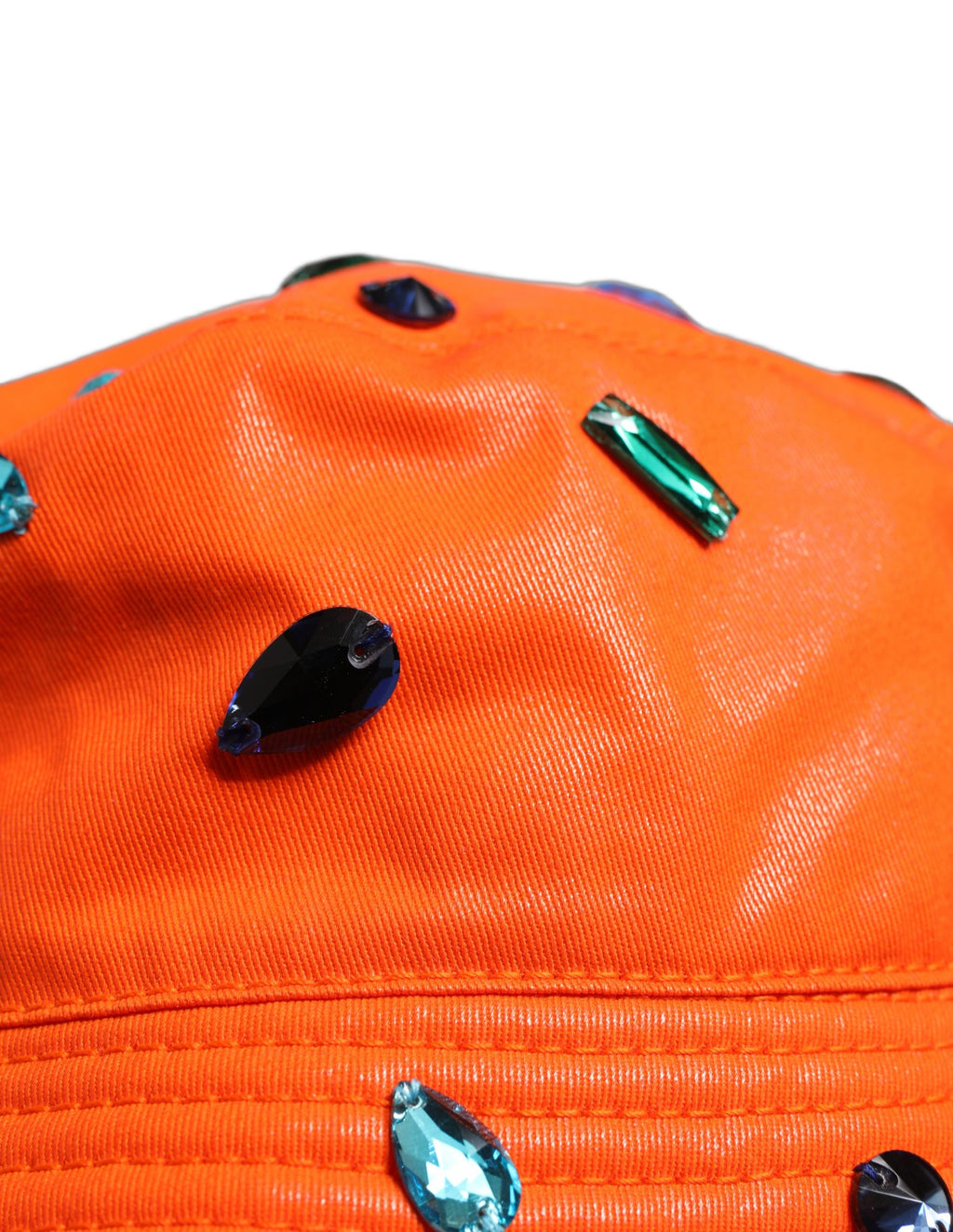 Dolce & Gabbana Fischerhut mit orangefarbenen Kristallverzierungen