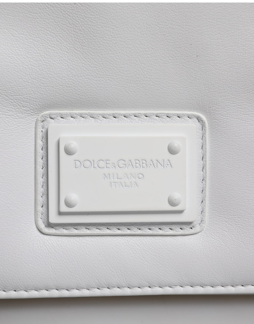 Dolce & Gabbana Weiße Umhängetasche mit Logo-Plakette für Damen