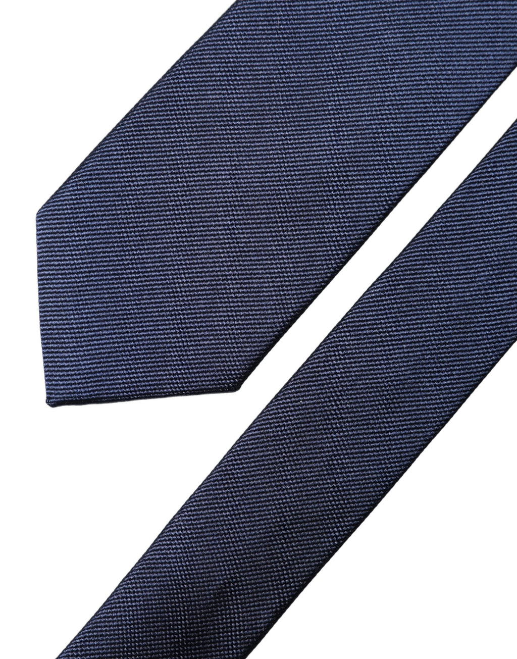 Dolce & Gabbana Marineblaue einfarbige Krawatte aus 100 % Seide für Herren, verstellbar