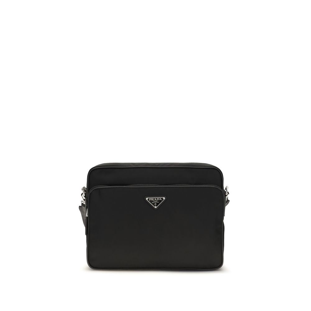Prada Schwarze Schultertasche aus recyceltem Polyamid