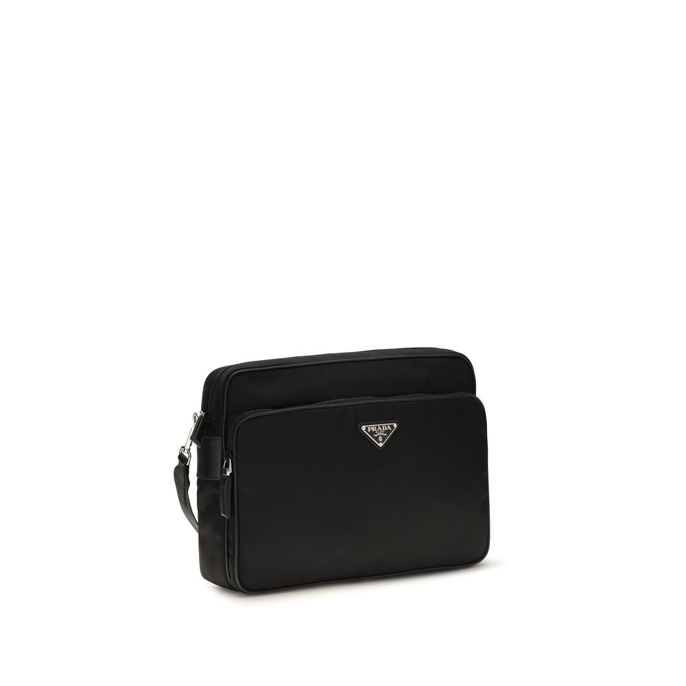 Prada Schwarze Schultertasche aus recyceltem Polyamid