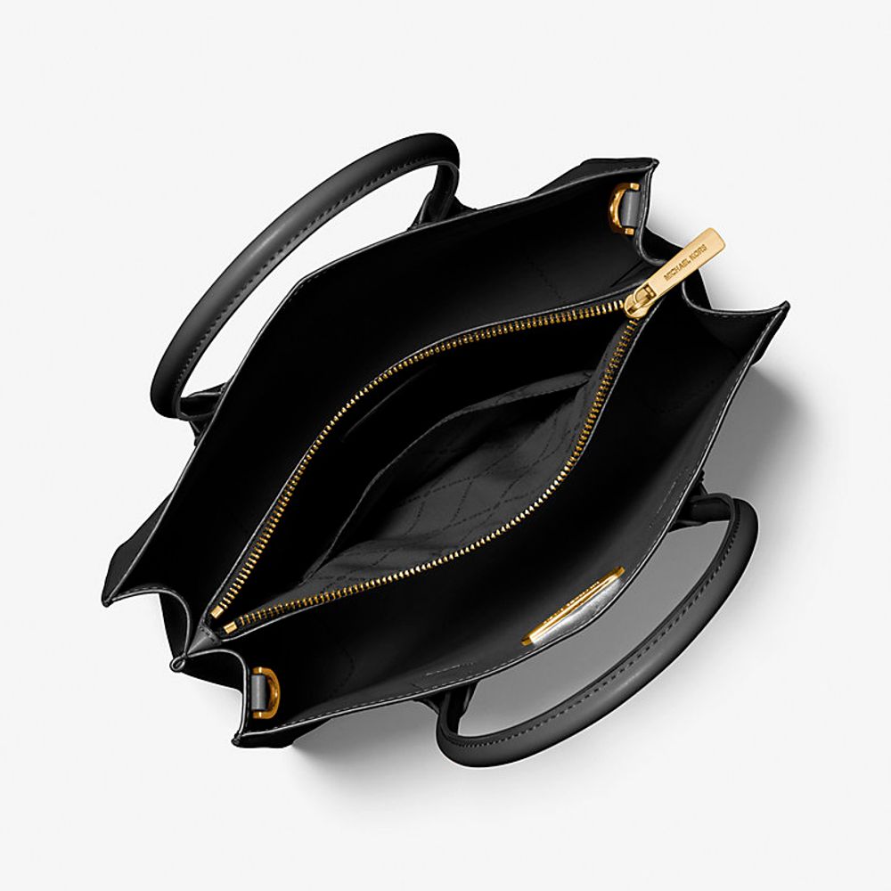 Michael Kors Schwarze Pelzhandtasche