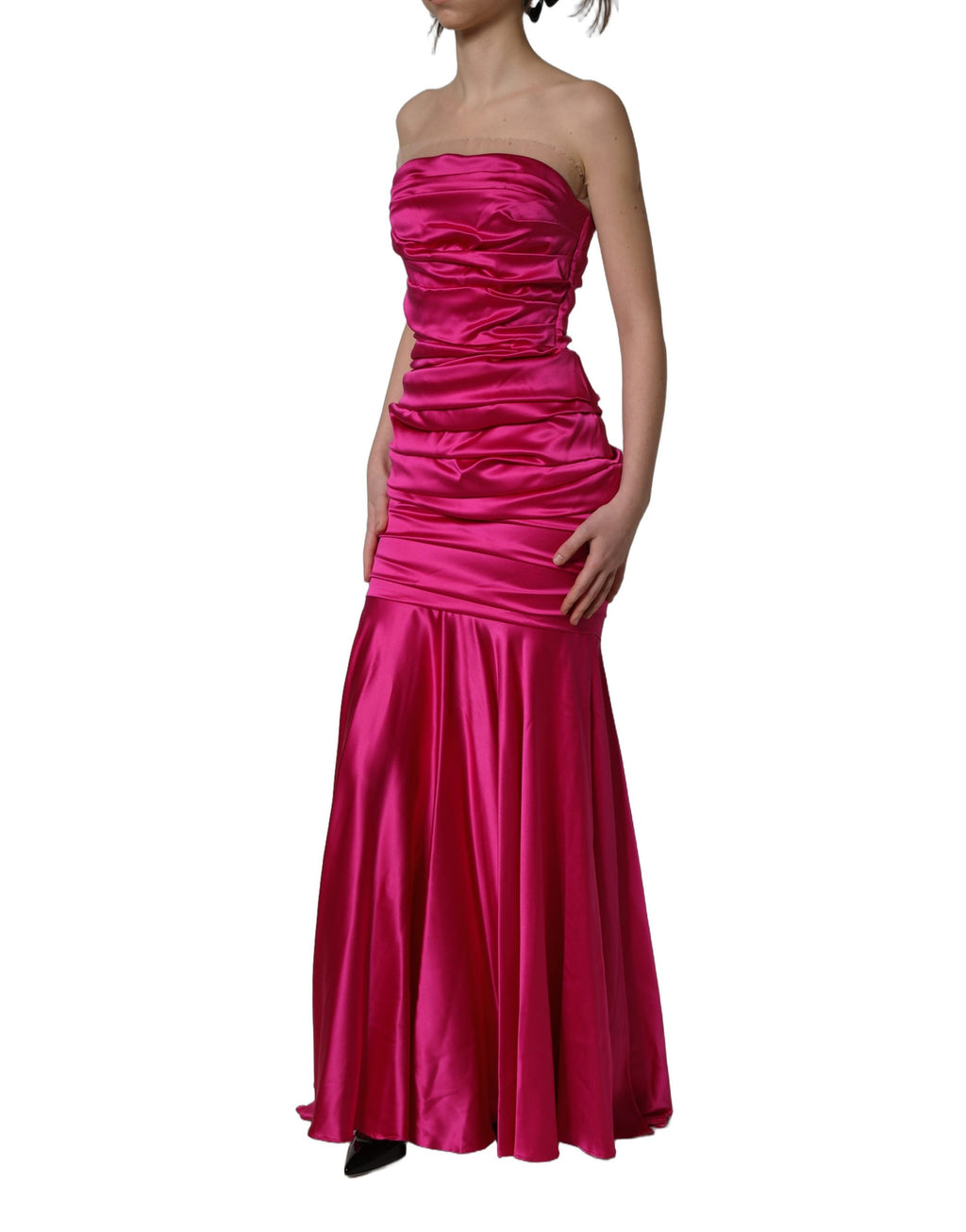 Dolce & Gabbana Trägerloses Ballkleid aus Satin in Knallpink mit Raffungen