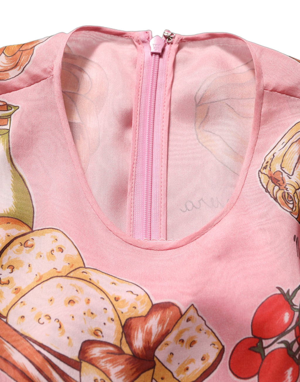 Dolce & Gabbana Plissiertes Maxikleid in Hellrosa mit Brot-Print
