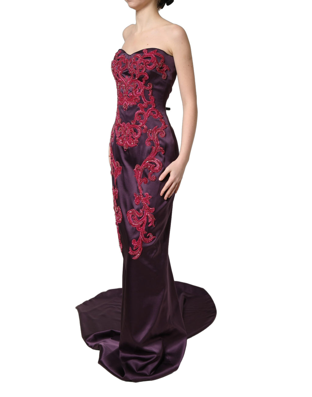 Dolce & Gabbana Lila Seiden-Abendkleid mit Kristallen und Trägern, bodenlang