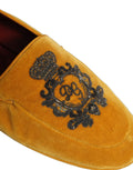 Dolce & Gabbana Gelbe Samt-Loafer mit Kronenstickerei
