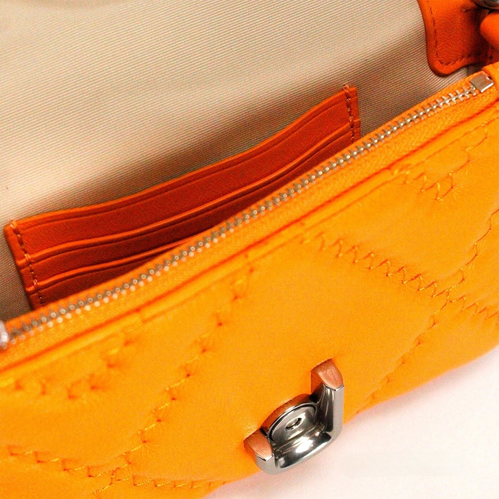 Marc Jacobs The J Marc Mini Scorched Gesteppte Leder Umhängetasche