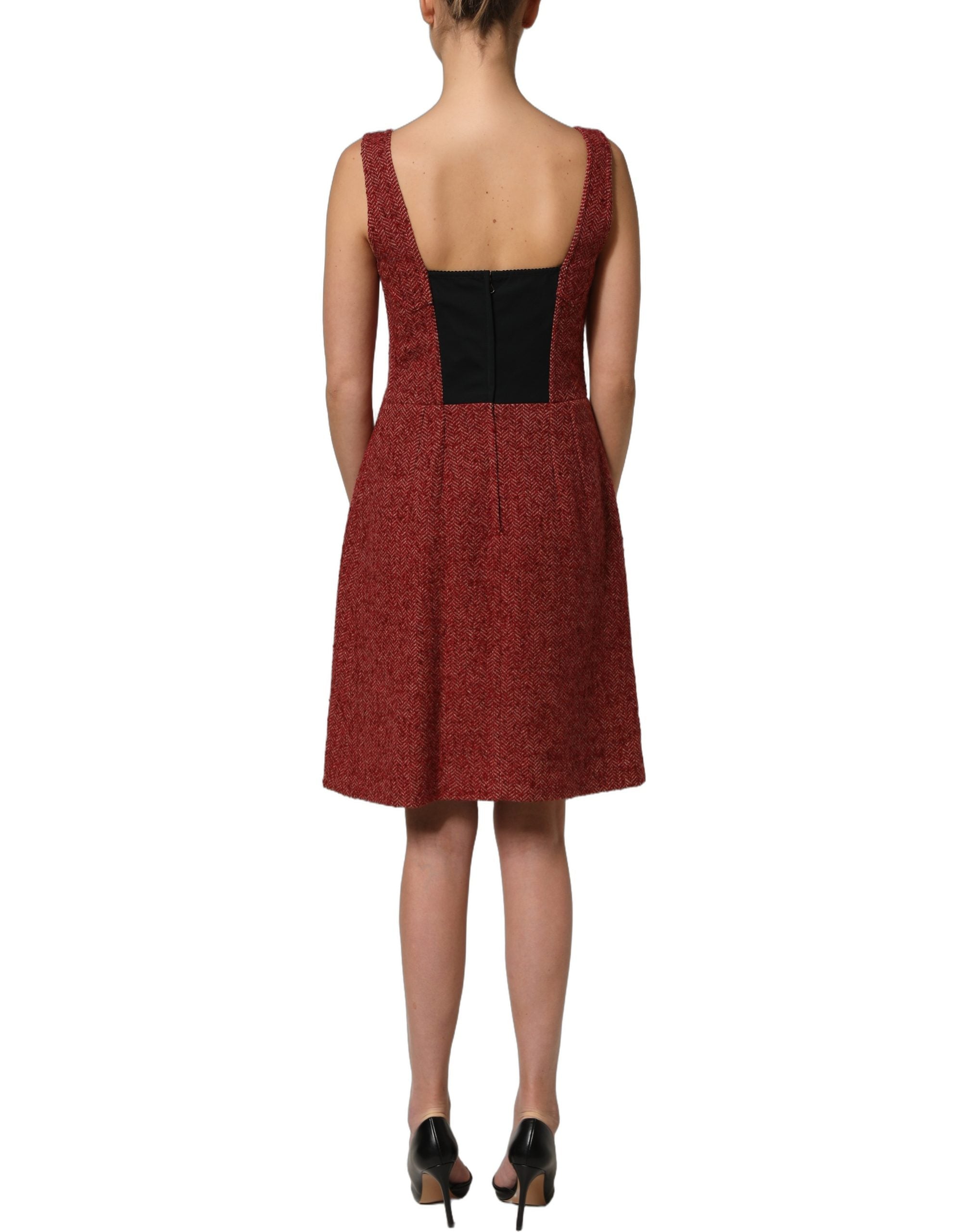 Dolce & Gabbana Mehrfarbiges Tweed-Kleid im Babydoll-Stil mit Gürtel, Mini-Länge