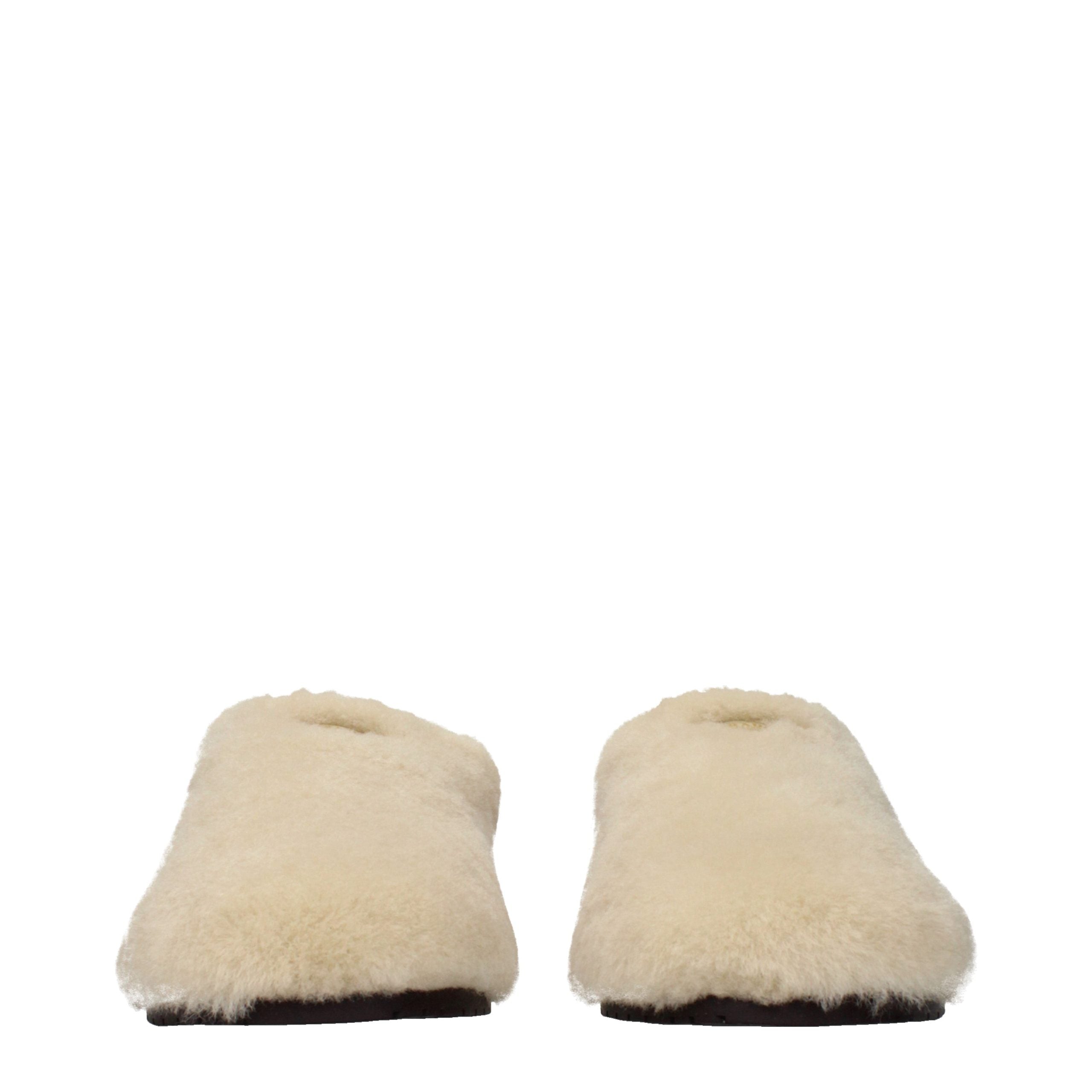Prada Beige Pelz-Hausschuhe
